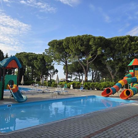 Camping Village Mar Y Sierra San Costanzo Eksteriør billede