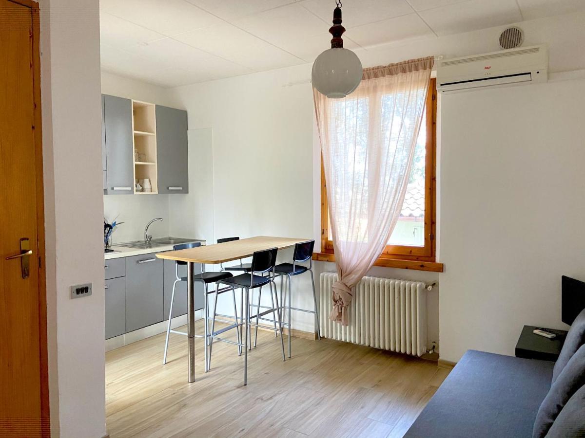 Camping Village Mar Y Sierra San Costanzo Eksteriør billede