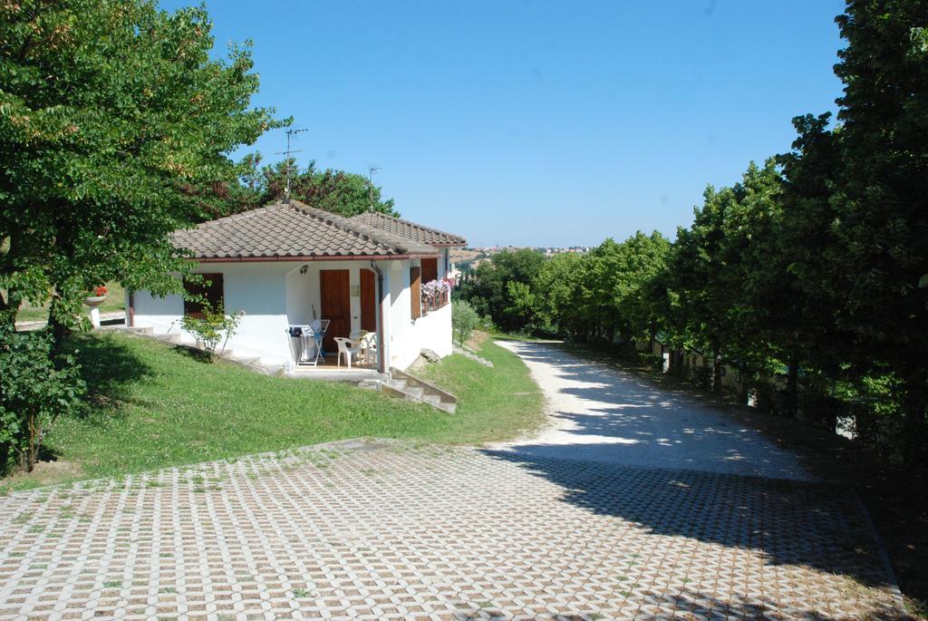 Camping Village Mar Y Sierra San Costanzo Eksteriør billede
