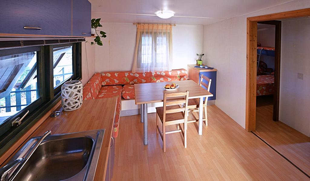 Camping Village Mar Y Sierra San Costanzo Eksteriør billede