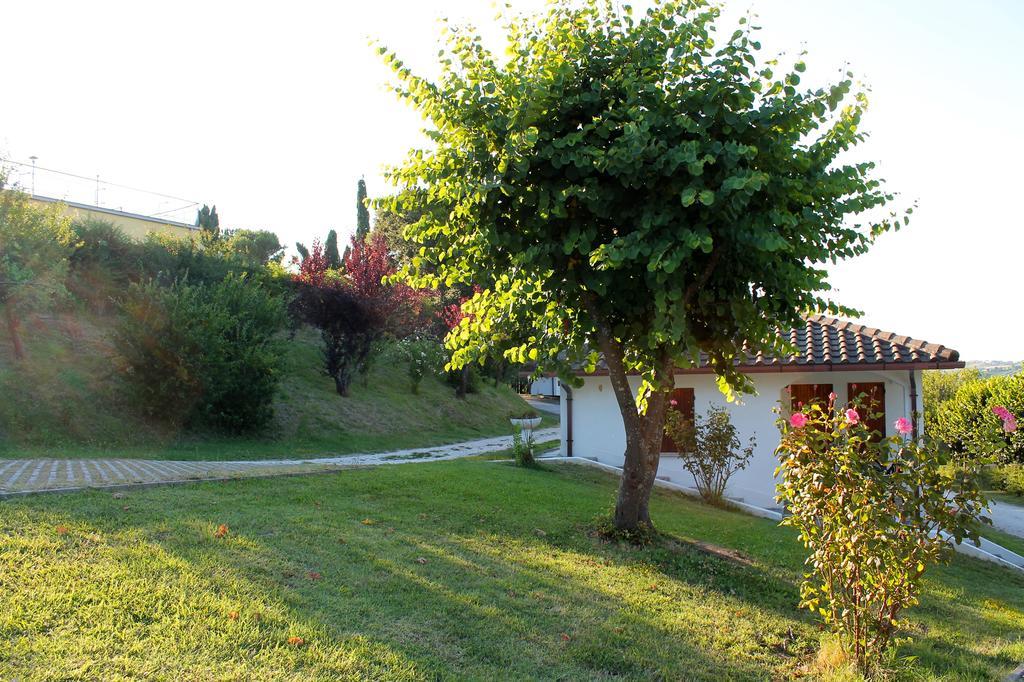 Camping Village Mar Y Sierra San Costanzo Eksteriør billede