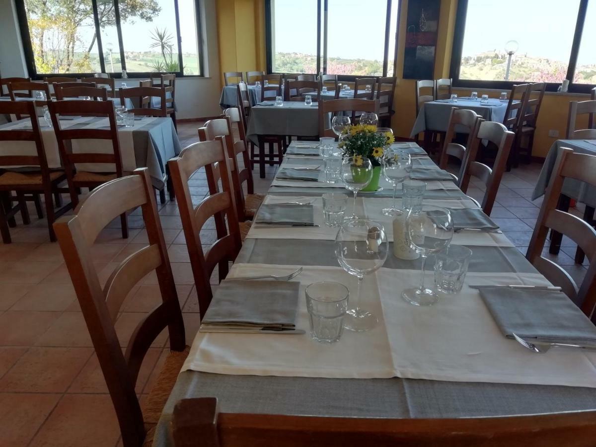 Camping Village Mar Y Sierra San Costanzo Eksteriør billede