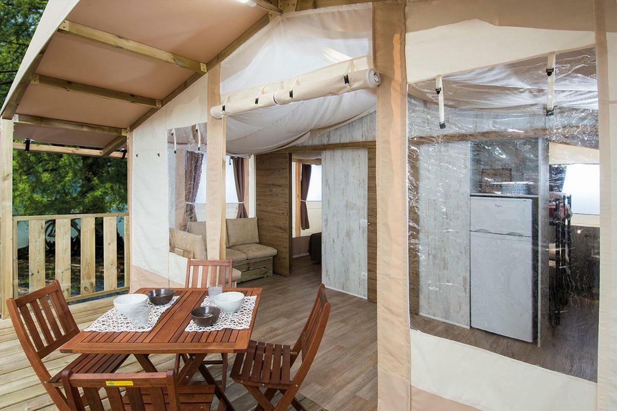 Camping Village Mar Y Sierra San Costanzo Eksteriør billede