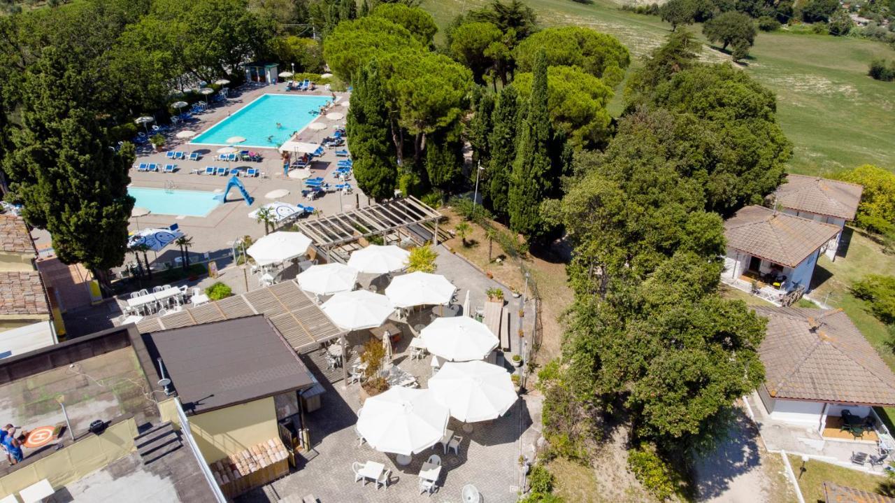 Camping Village Mar Y Sierra San Costanzo Eksteriør billede